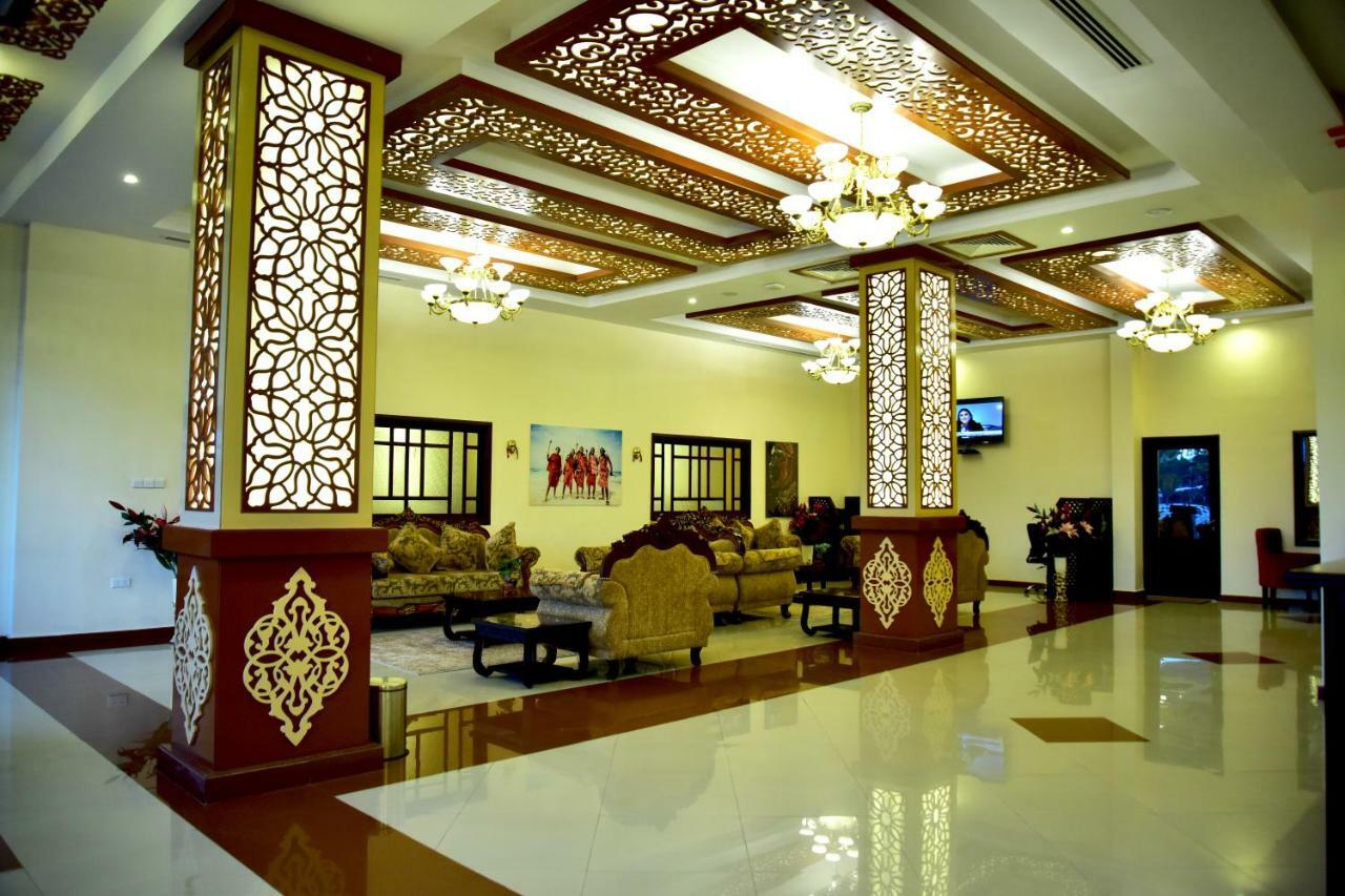 Hotel Blue Sapphire ดาร์เอสซาลาม ภายนอก รูปภาพ