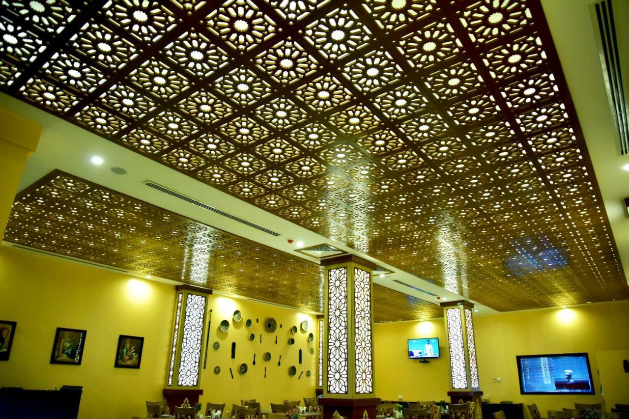 Hotel Blue Sapphire ดาร์เอสซาลาม ภายนอก รูปภาพ