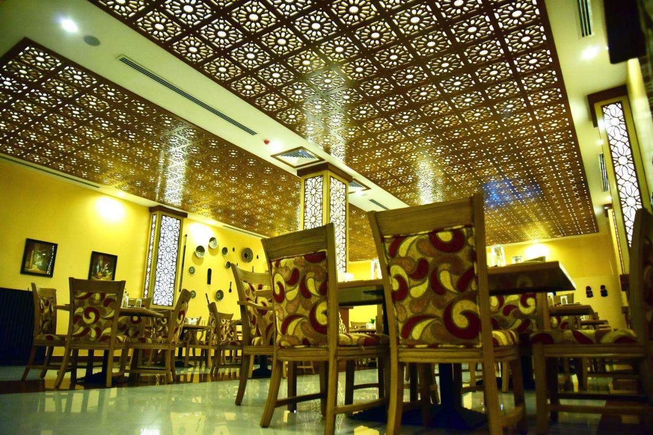 Hotel Blue Sapphire ดาร์เอสซาลาม ภายนอก รูปภาพ
